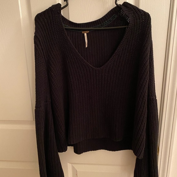 Sweater - Picture 2 of 5